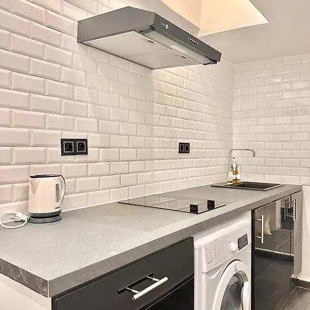 Bed & Breakfast Cozy Near Bastille & Marais Paris