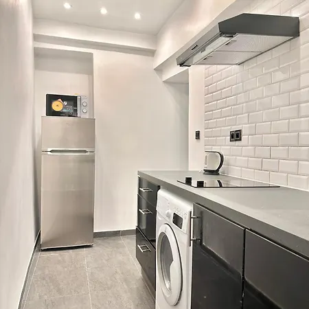Cozy Near Bastille & Marais 2* Paris