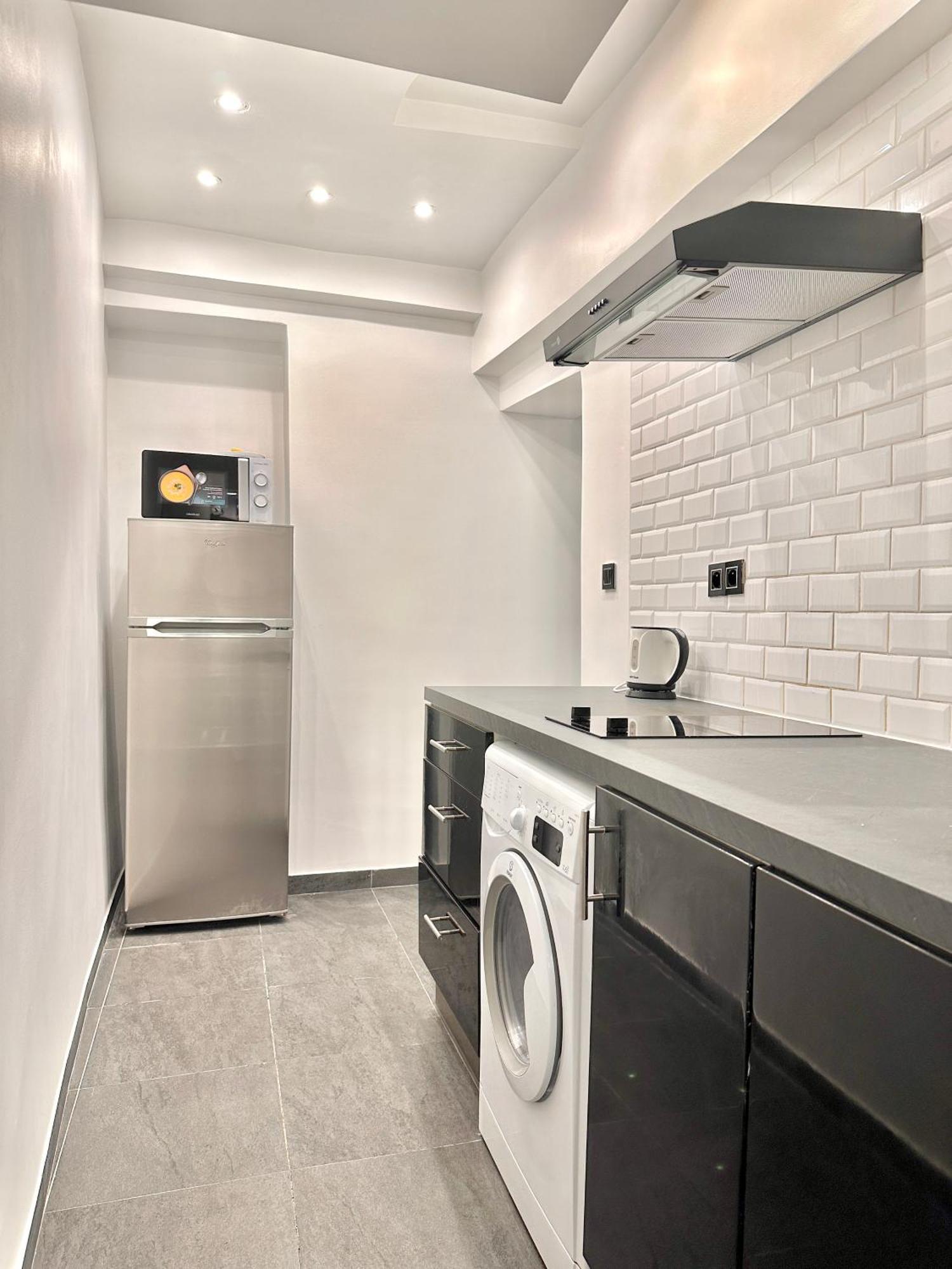 Cozy Near Bastille & Marais 2* Paris
